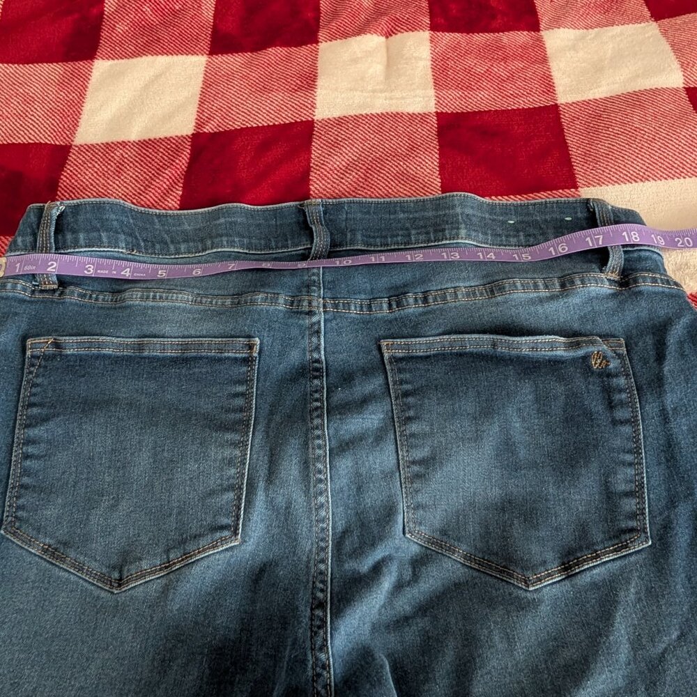 LuLaRoe Skinny Denim - Picture 5 of 10